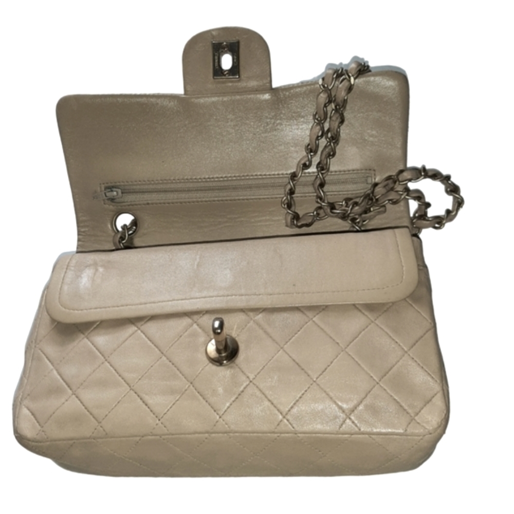 Vtg Chanel Classic Quilted Lambskin Double Flap Bag Beige Small 24k - Picture 8 of 16